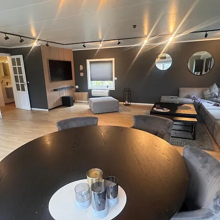 Sjoveien 43 Topp Floor *